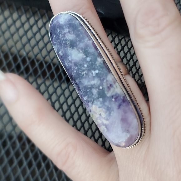New Oversized Lepidolite 925 Silver Ring. - Picture 14 of 15